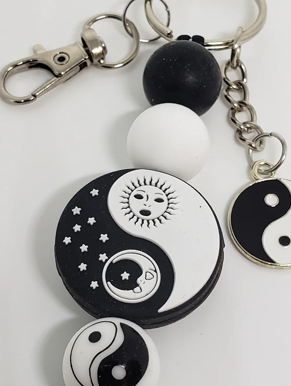 Handmade Silicone Focal Beaded Celestial Sun Moon Yin Yang Keychain